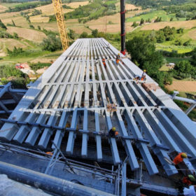 Ristrutturazione e ampliamento di palazzo storico in Peccioli